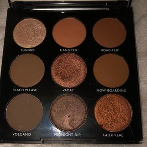 Morphe 9 pan eyeshadow palette.